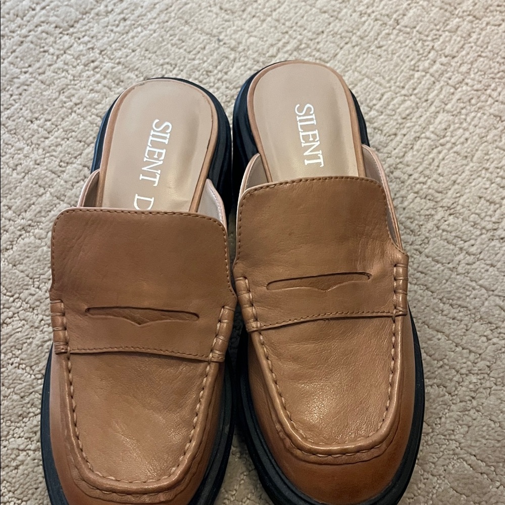 Silent D Mules